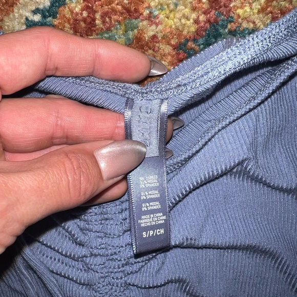 Skims SET soft lounge halter top (M) and skirt (S) - Picture 8 of 10